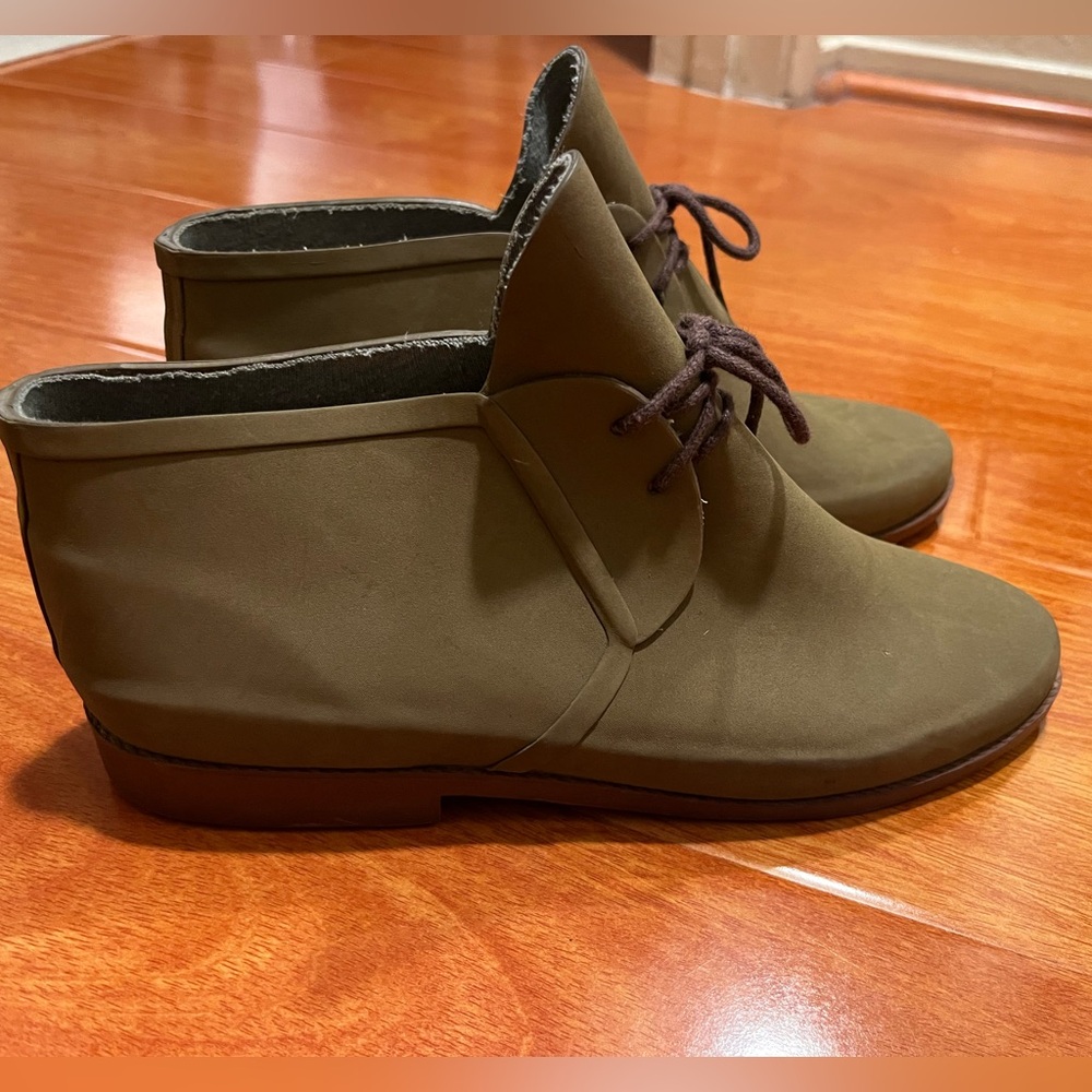 Nomad Rain boots